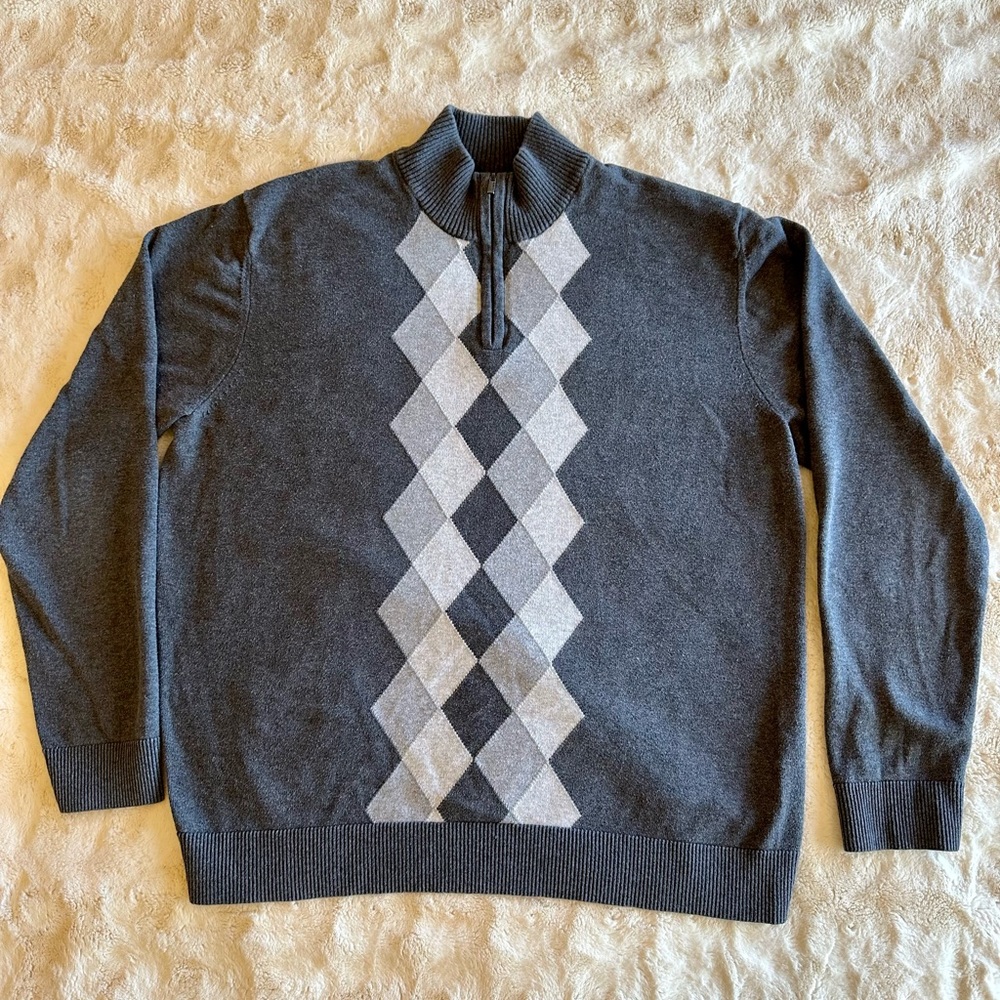 Alfani | Men’s | Large | Gray Argyle Quarter Zip Sweater